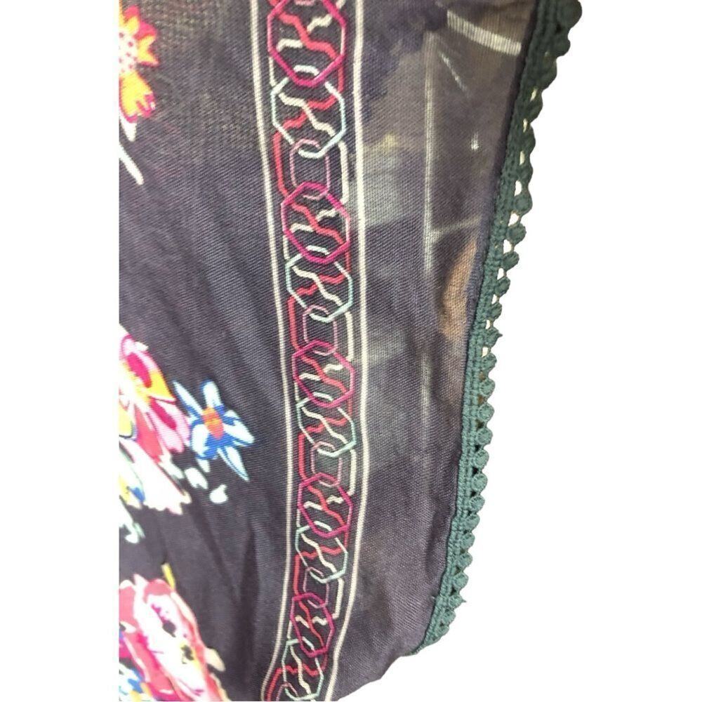 Woven Heart Kimono Floral Crochet Fringe Cardigan - Picture 8 of 11